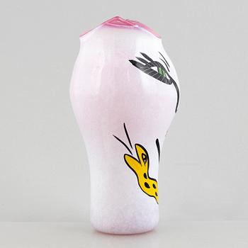 Ulrica Hydman-Vallien, a glass vase, Kosta Boda.