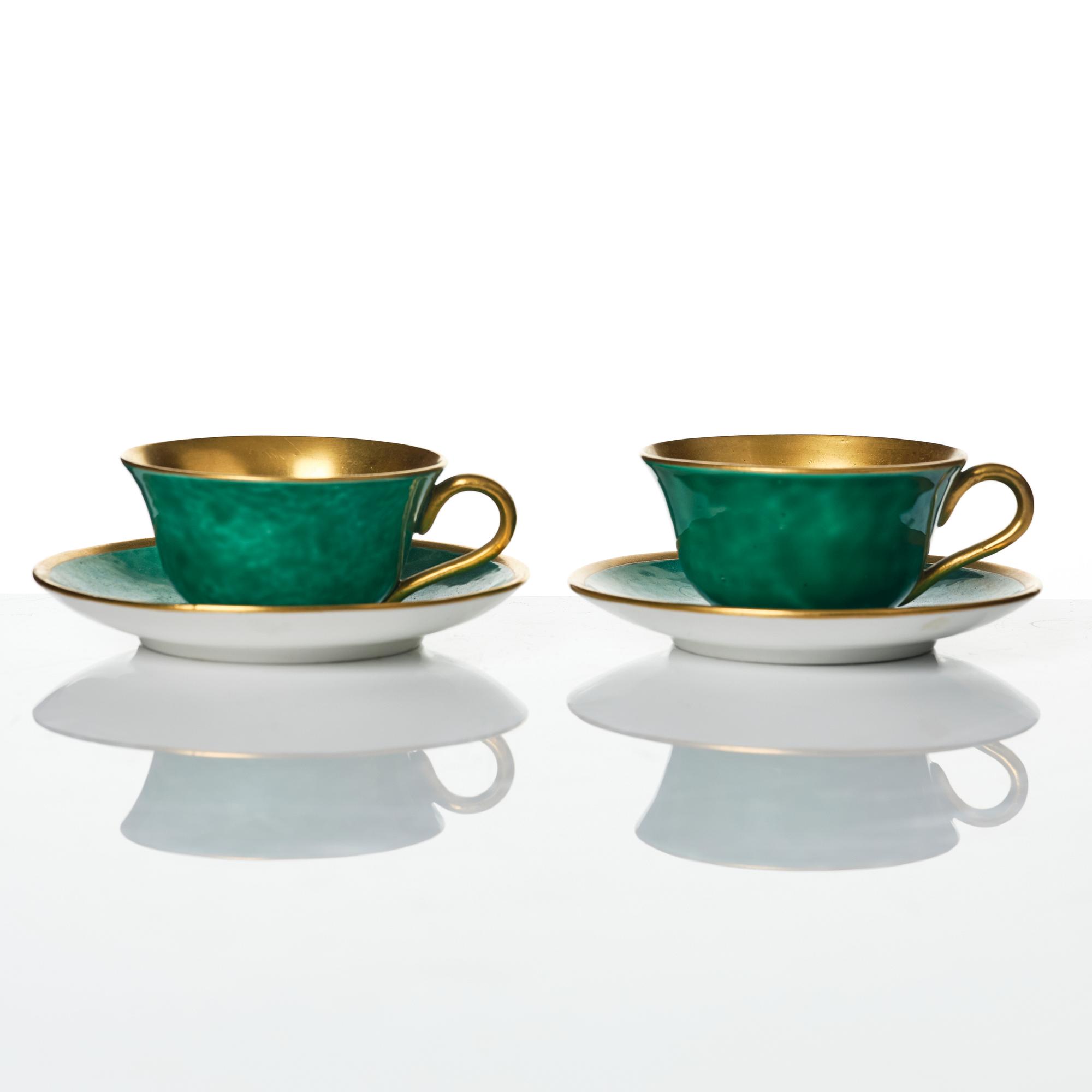 Wilhelm Kåge, a collection of ceramic, mostly "Argenta", 49 pieces, Gustavsberg, Sweden, 1930's-60's.