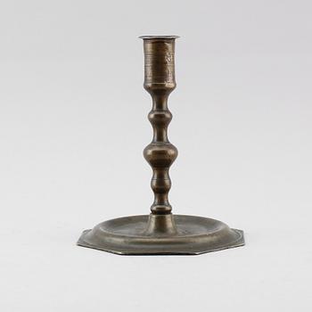 LJUSSTAKE, mässing, 1600-tal.