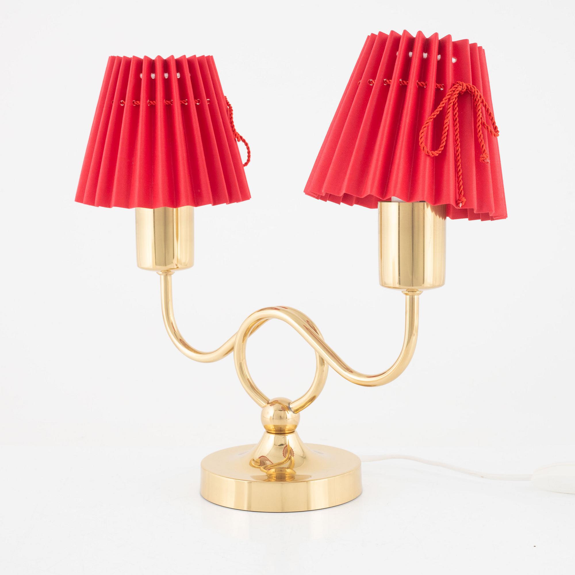 Josef Frank, bordslampa, modell 2483, Firma Svenskt Tenn.