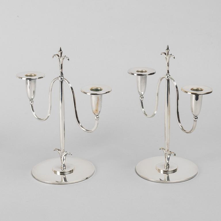 Elis Bergh, kandelabrar, ett par, nysilver, CG Hallberg, Stockholm.