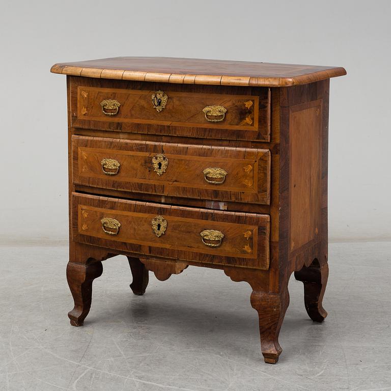 A Swedish mid 18th century late Baroque chest of drawers.