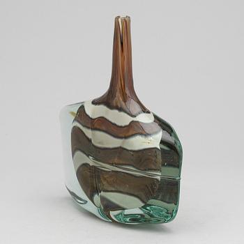 VAS, glas, "Axe vase", Michael Harris, Mdina Glassworks, signerad och daterad, 1981.