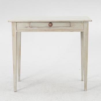 Bord, gustaviansk stil, med äldre delar.