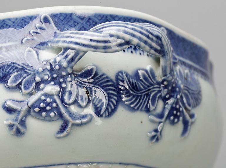 TERRIN, porslin, Kina, Qingdynasin, Jiaqing (1796-1820).