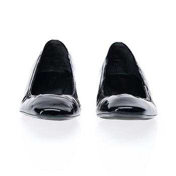 SKOR, Prada.