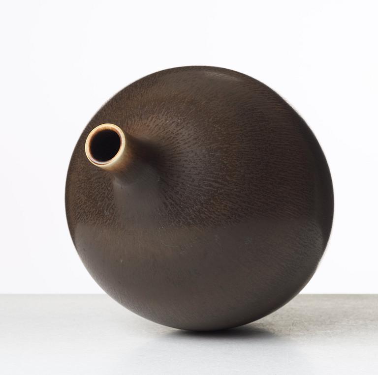 Berndt Friberg, a stoneware vase, Gustavsberg studio, Sweden 1966.