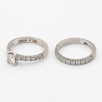 Två ringar, 18K vitguld med briljantslipade diamanter.