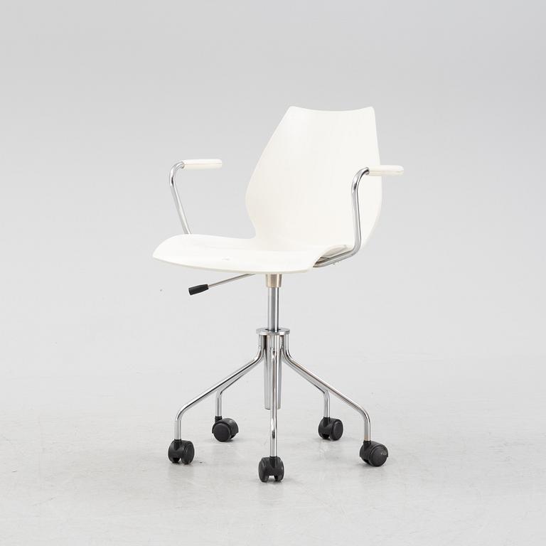 Vico Magistretti, kontorsstol, "Maui", Kartell, Italien.