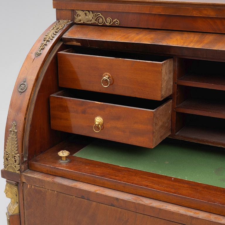 Rullklaffssekretär, Empire, 1800-talets första hälft.