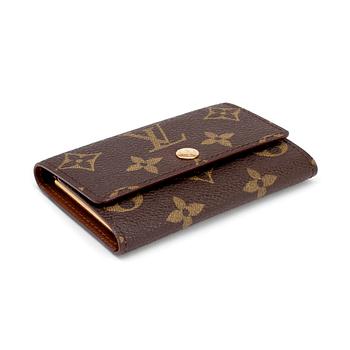 293. LOUIS VUITTON, a monogram canvas key holder.