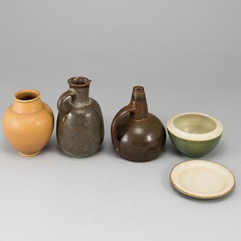 ERICH & INGRID TRILLER, four stoneware pieces from Tobo, signed.