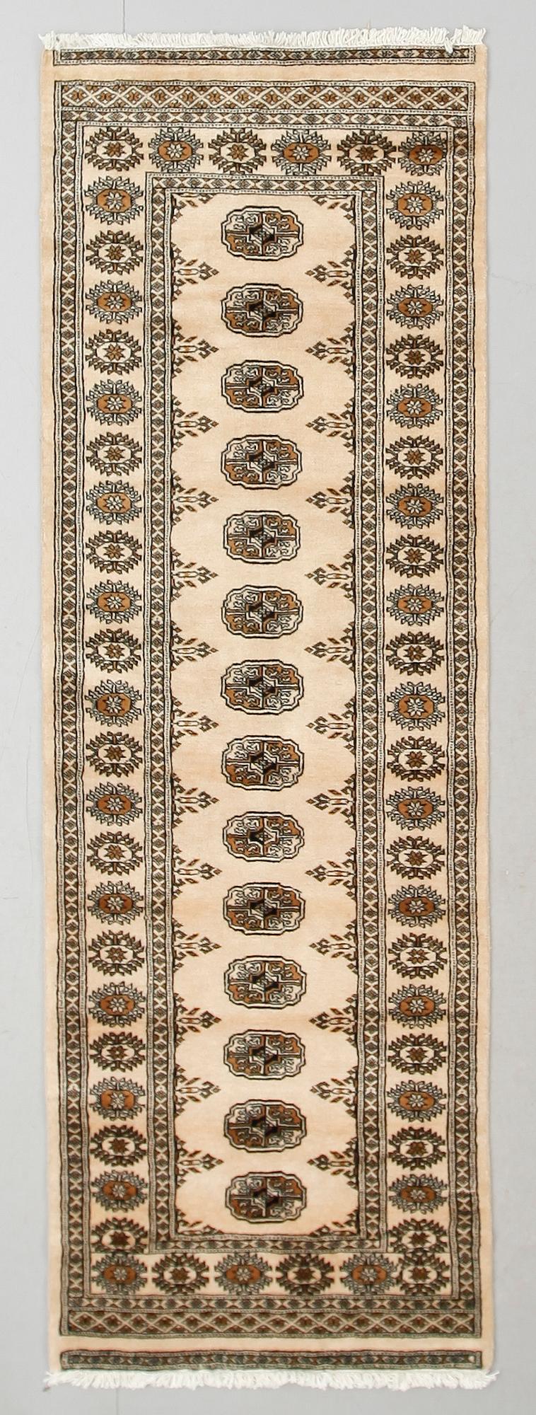 MATTA, Karachi, ca 233 x 78 cm.