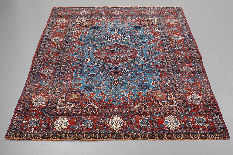 MATTA, semiantik Isfahan, ca 219 x 140,5-147,5 cm.