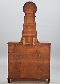 KLOCKBYRÅ, empire, 1800-talets mitt.
