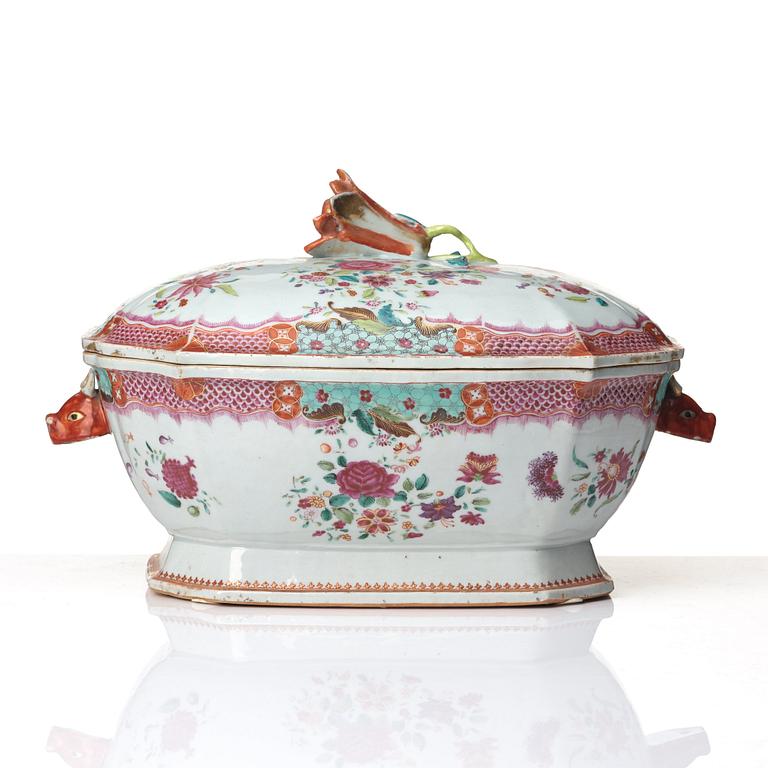 A famille rose tureen with cover and stand, Qingdynasty, Qianlong (1736-95).