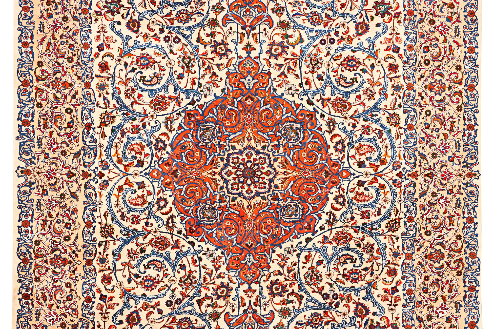 A Kashmir carpet, c. 383 x 293 cm.