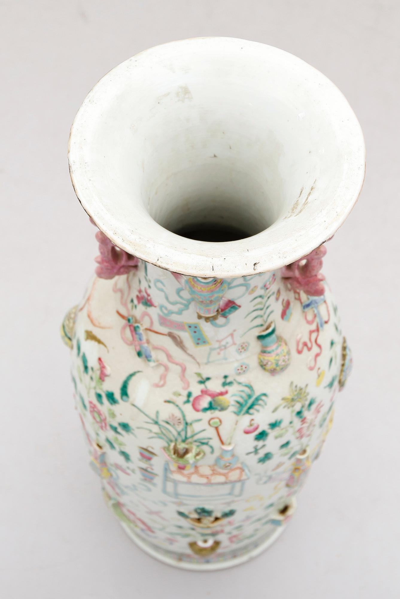 GOLVVAS, porslin, Kina, 1800-tal.