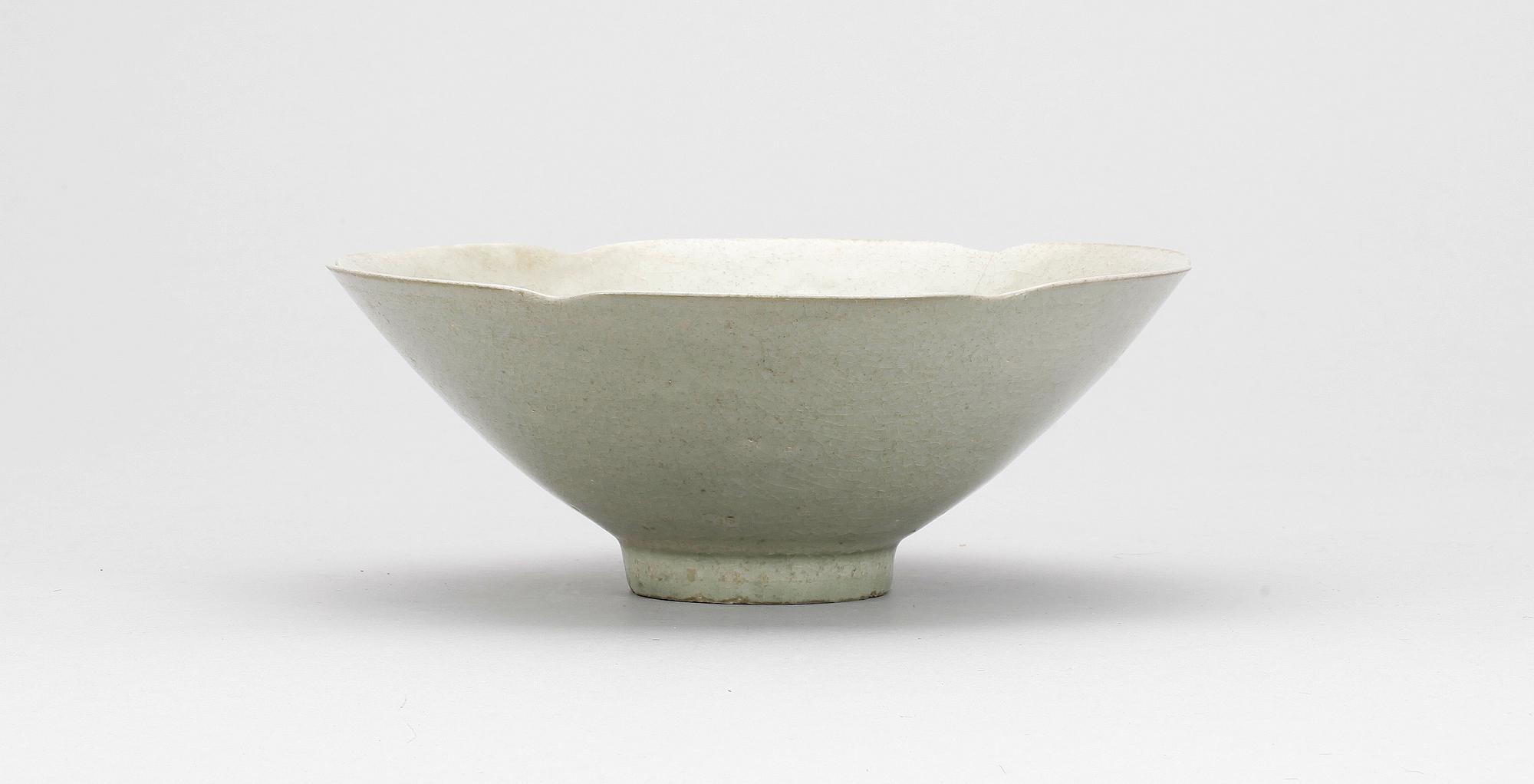 SKÅL, stengods, Sung. Kina. År 969 - 1126.