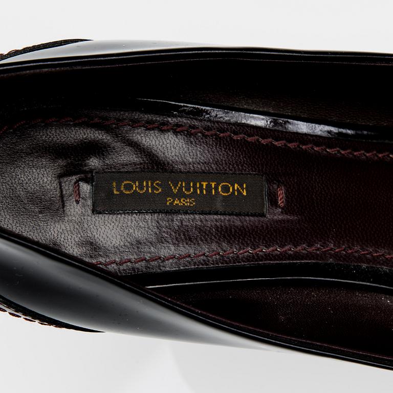 SKOR, Louis Vuitton.