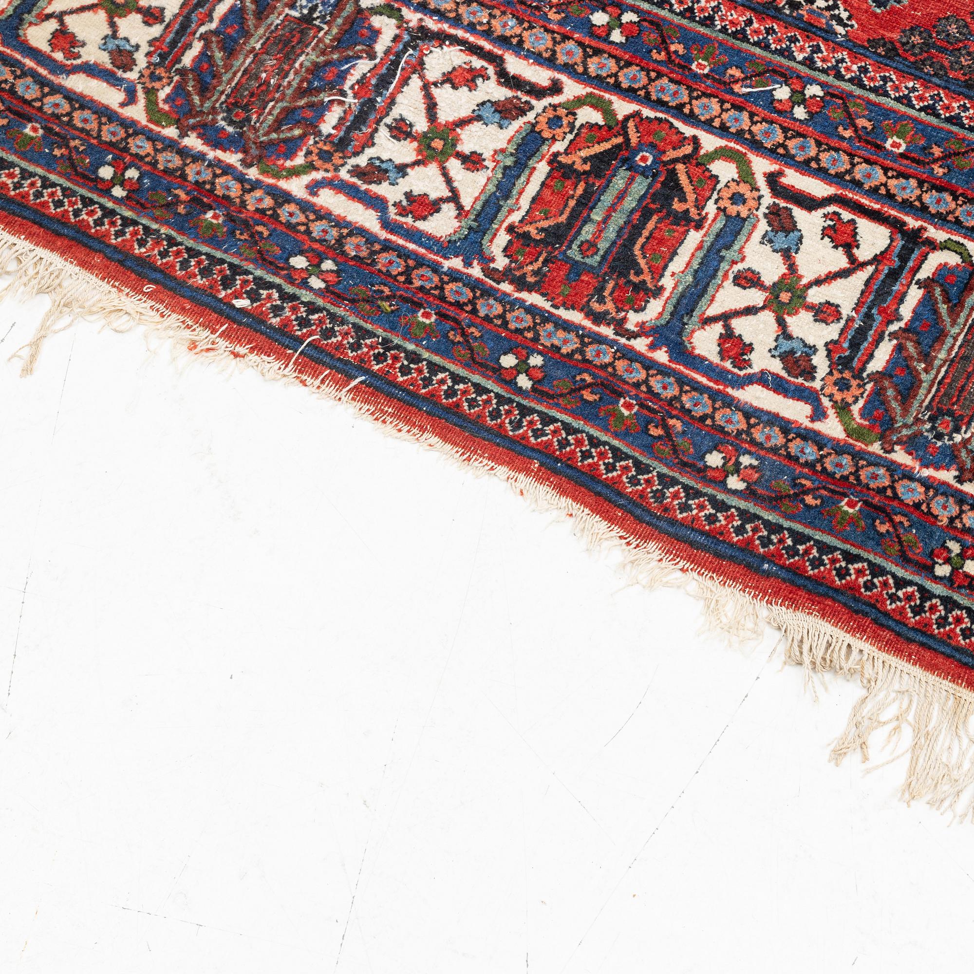 A carpet, possibly Bakhtiari, ca 309 x 230 cm.