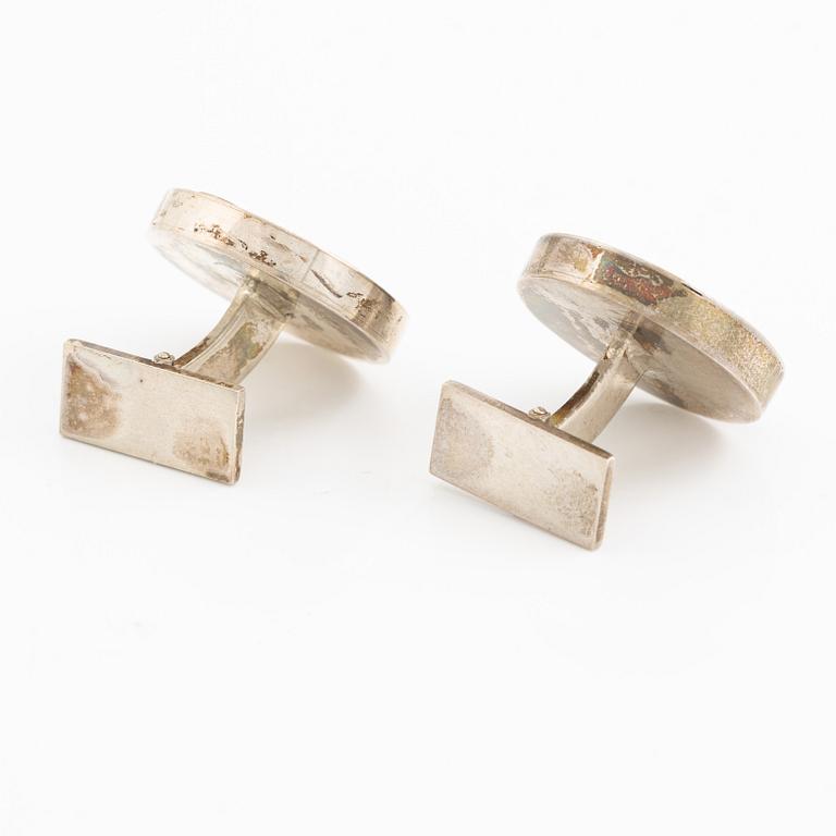 PA Lundahl-Terrs, ett par manschettknappar silver, Växjö 1966.