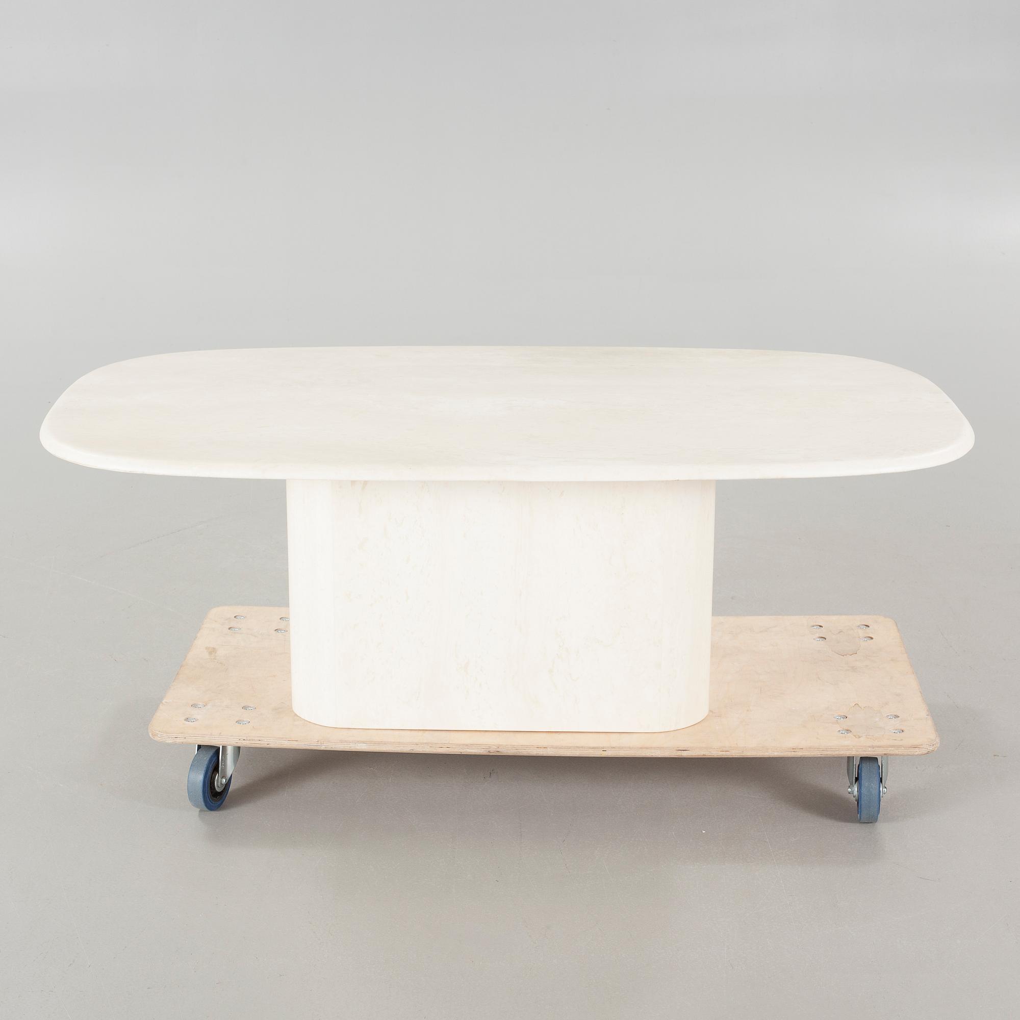 A sofa table, second half of the 20th century.