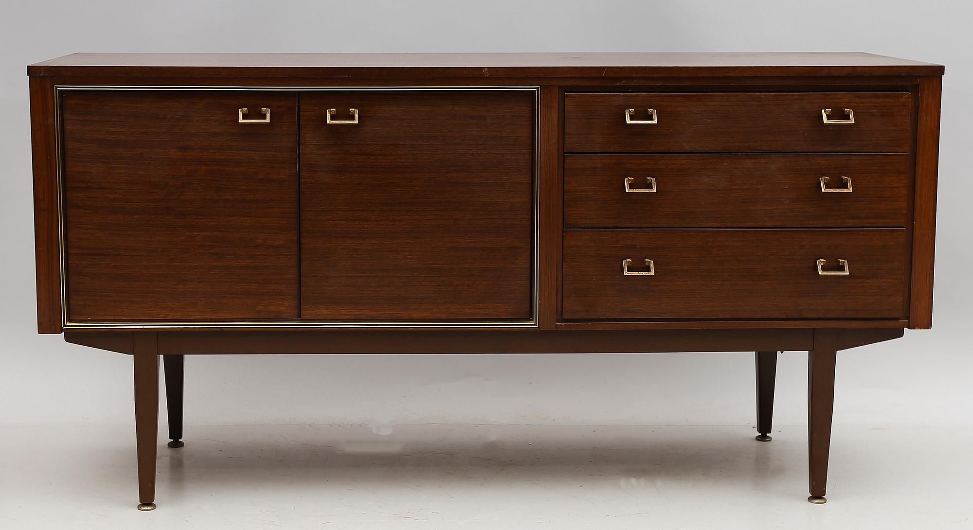 SIDEBOARD, 1900-talets andra hälft.