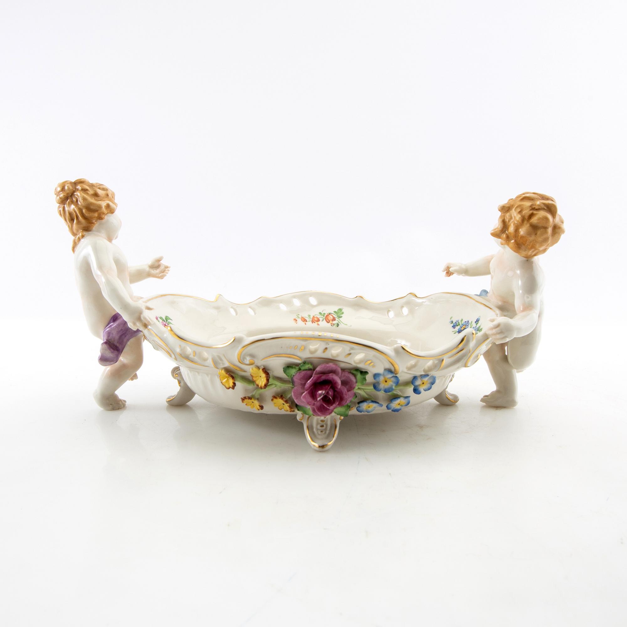 Bowl and candlesticks, a pair, Rococo style, Germany, first half of the 20th century, porcelain.