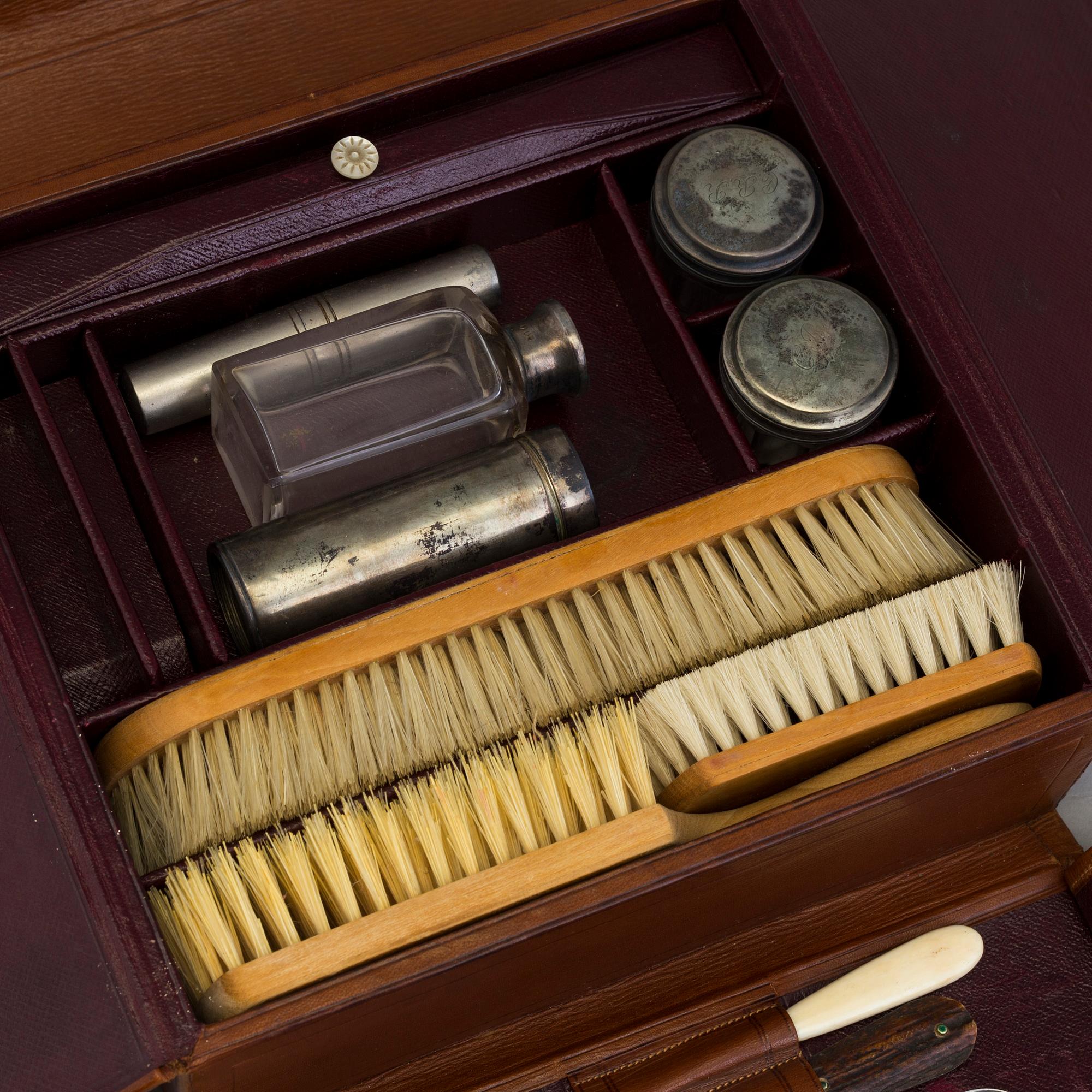 SHAVING KIT 19th century, MECHI, A Leadenhalls, London.