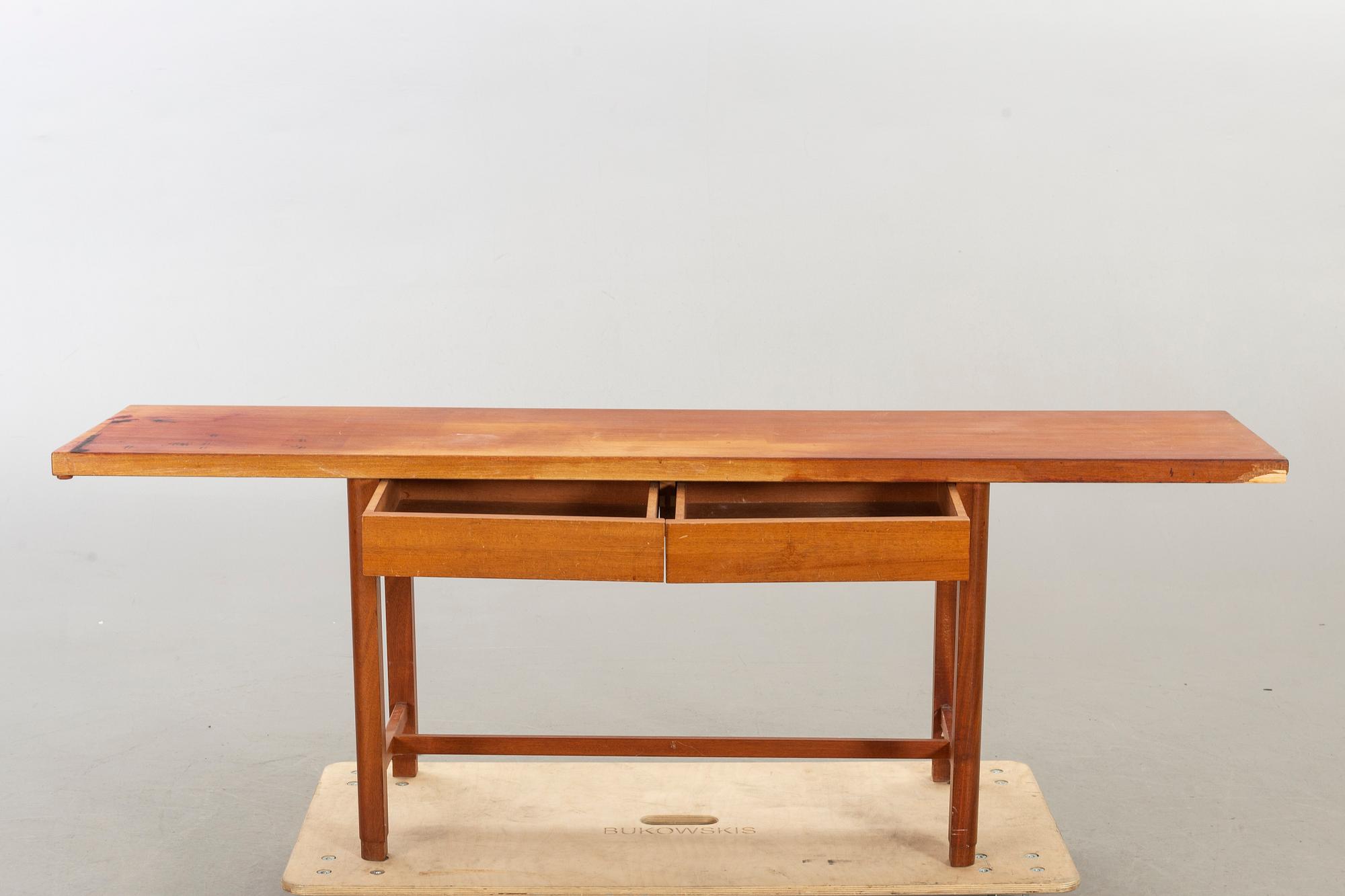 A SIDEBOARD DESIGN OLOF PIRA.
