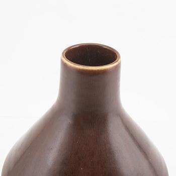 Carl-Harry Stålhane, a signed stoneware vase.
