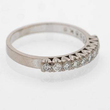 Ring halvallians 18K vitguld med diamanter, Sandin & Söner Göteborg 1988.
