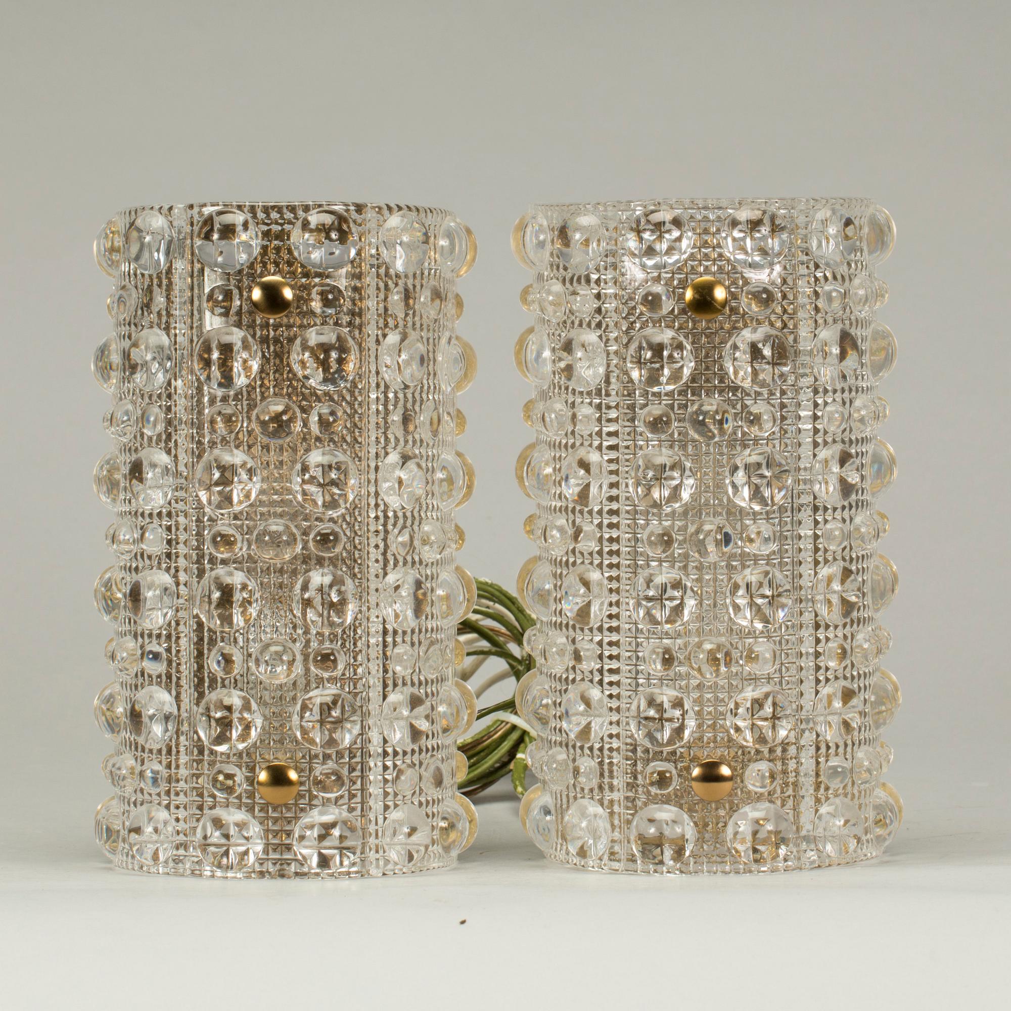 VÄGGLAMPOR, ett par, Orrefors, Carl Fagerlund, 1900-talets mitt.