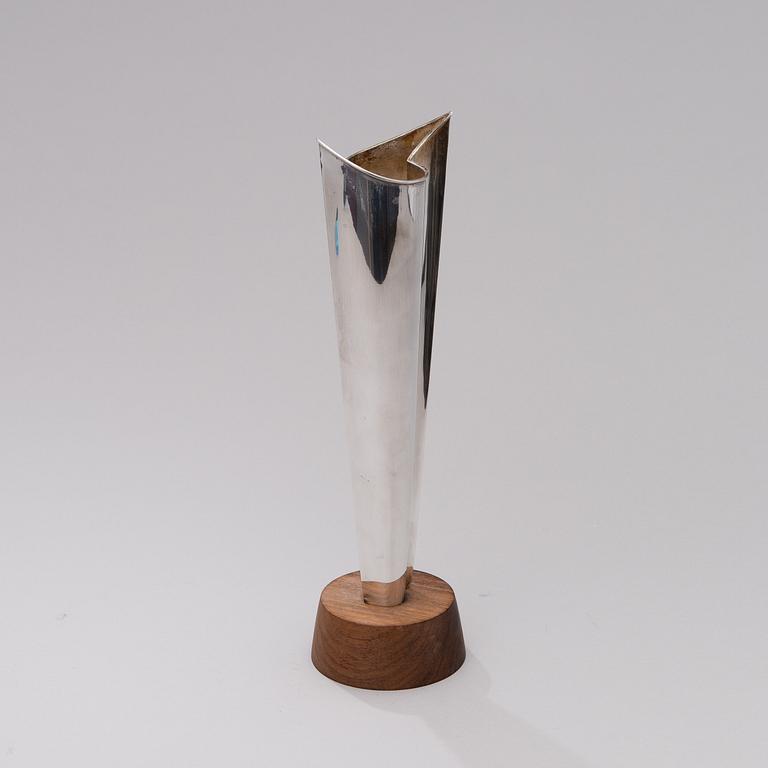 TAPIO WIRKKALA, A SILVER VASE. Signed TW. Hämeenlinna 1974.