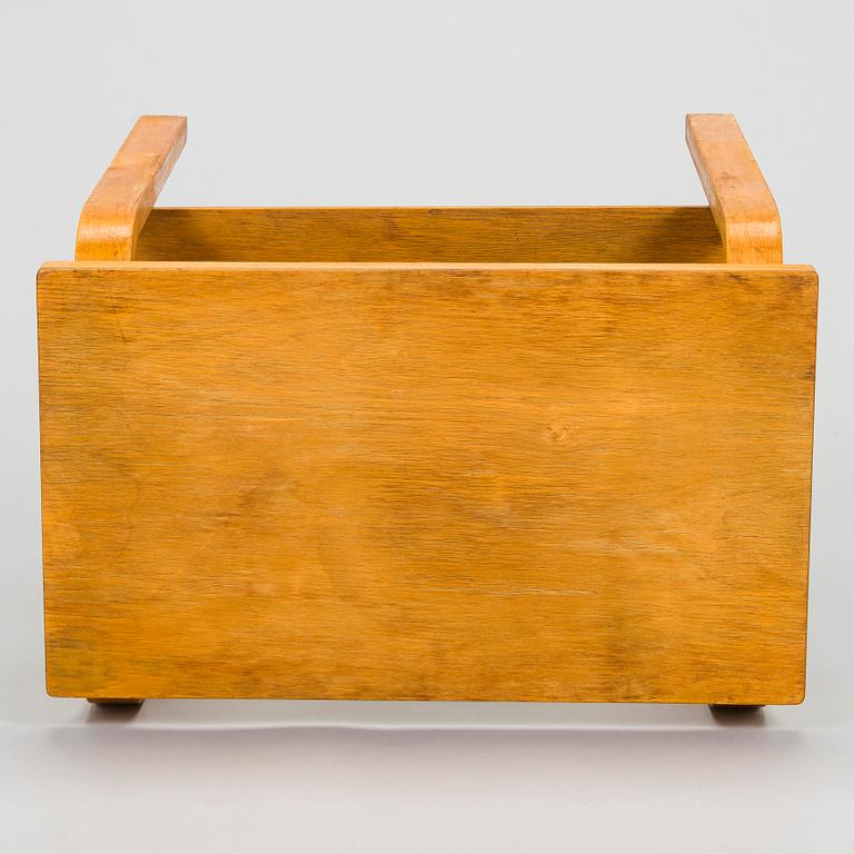 Alvar Aalto, a mid-20th century 'A86' table for O.Y. Huonekalu-ja Rakennustyötehdas A.B.