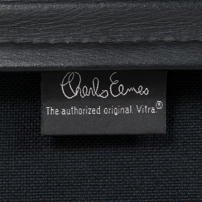 Charles & Ray Eames,  A 21st Century "Soft Pad Chair EA 219, high backrest" office chair, Vitra.