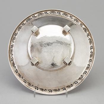 A Norwegian Art Nouveau silver 830/1000 bowl on four square feet, maker's mark Thune, Oslo, early 20th century.