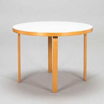 Alvar Aalto, a late 20th century dining table,  model '91' , Artek, Finland.