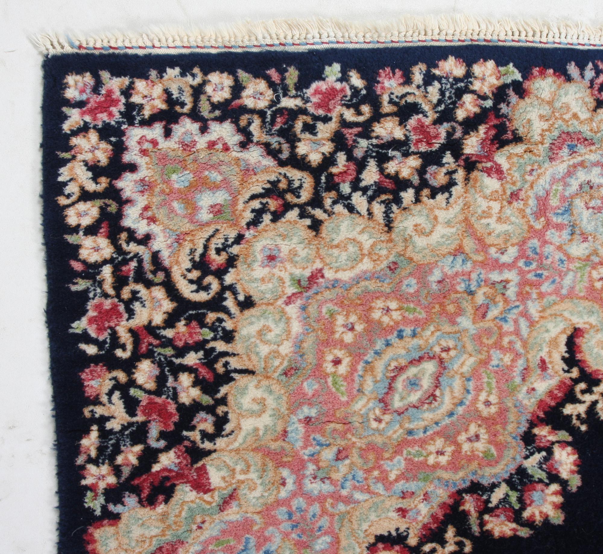 MATTA, orientalisk, 270 x 164.