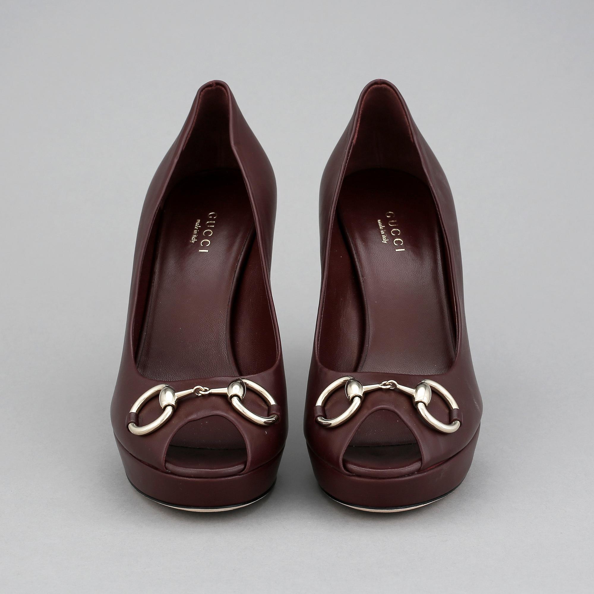 SKOR, ett par, Gucci, Nappa Charlotte Scarlatto.