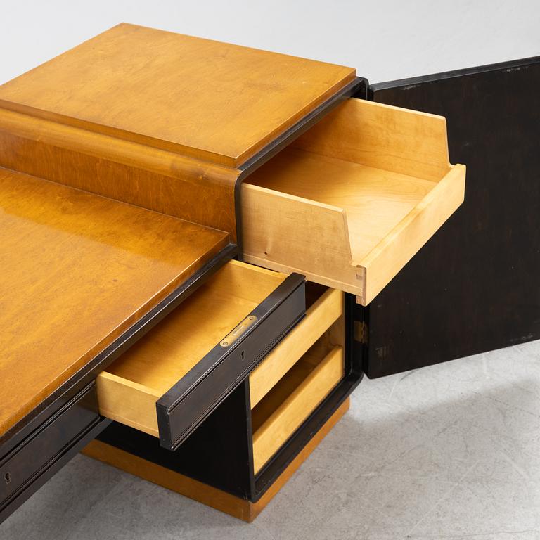 Axel Einar Hjorth, a 'Margareta' dressing table, for Nordiska Kompaniet, 1935.