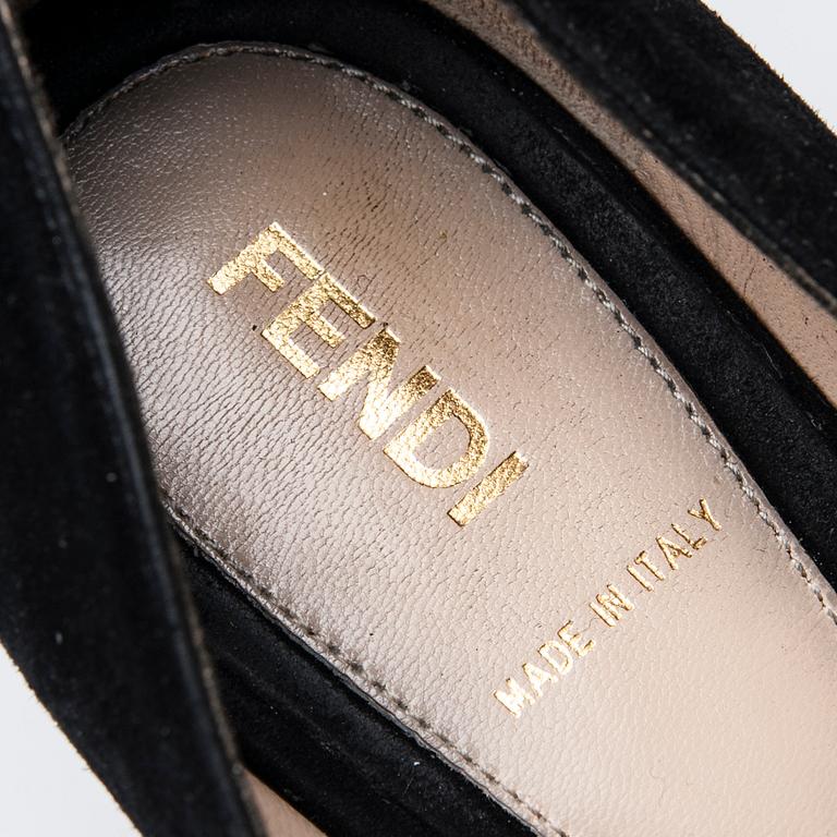 SKOR, Fendi.