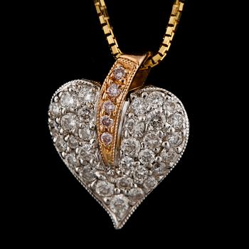 HALSSMYCKE, hänge 18k guld samt vitguld med mindre briljantslipade diamanter tot ca 0,5ct. Tot vikt ca 3 gram.
