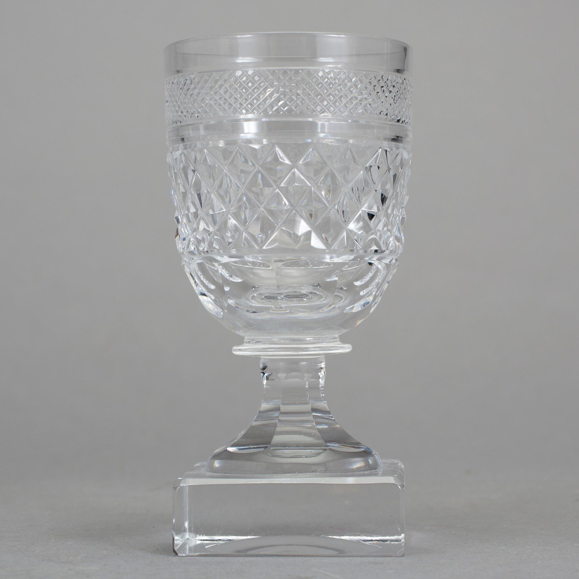 GLASSERVIS, 18 delar, omkring 1900.