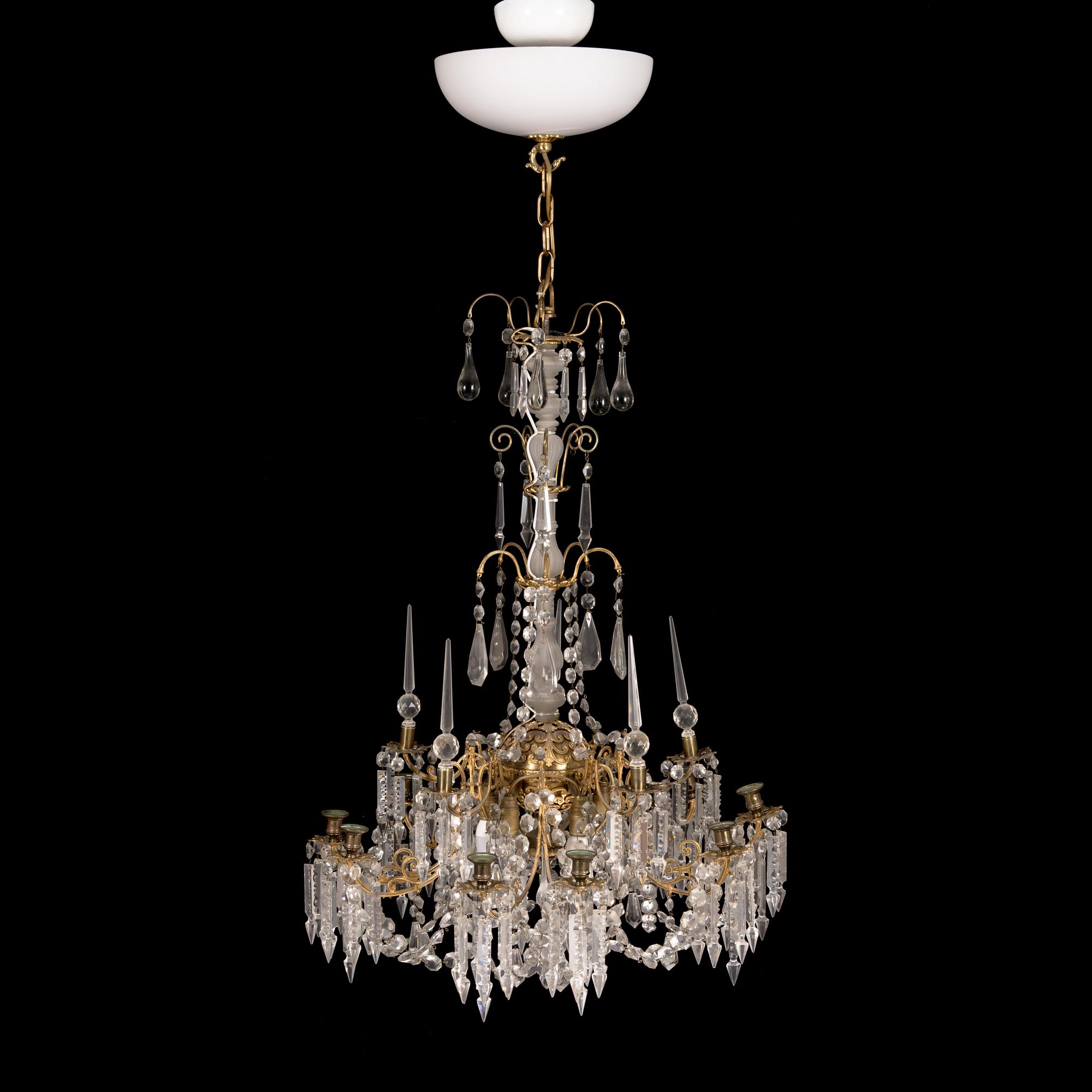A late 19th-century chandelier.
