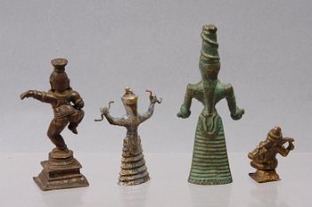 FIGURINER, 4 st, brons, Indien resp Grekland, 1900-tal.