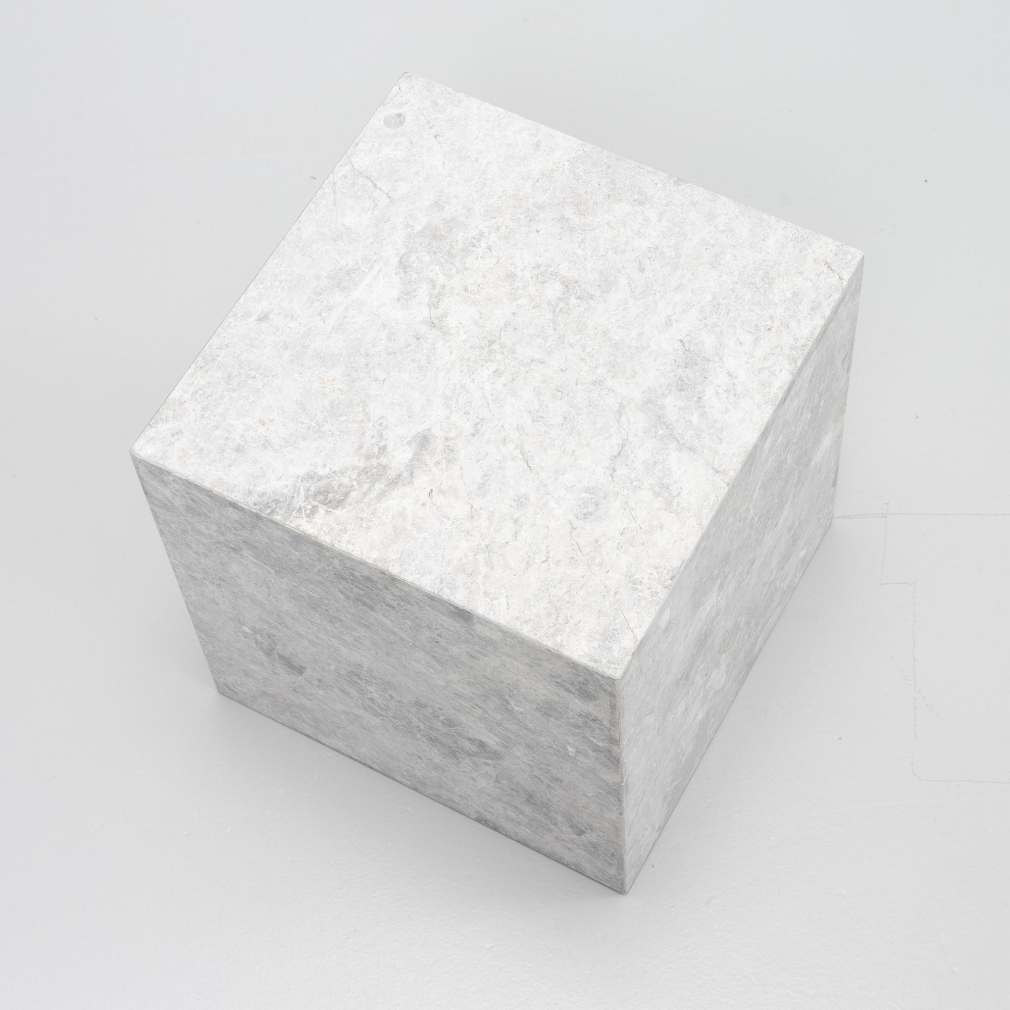 Piedestal, samtida tillverkning.