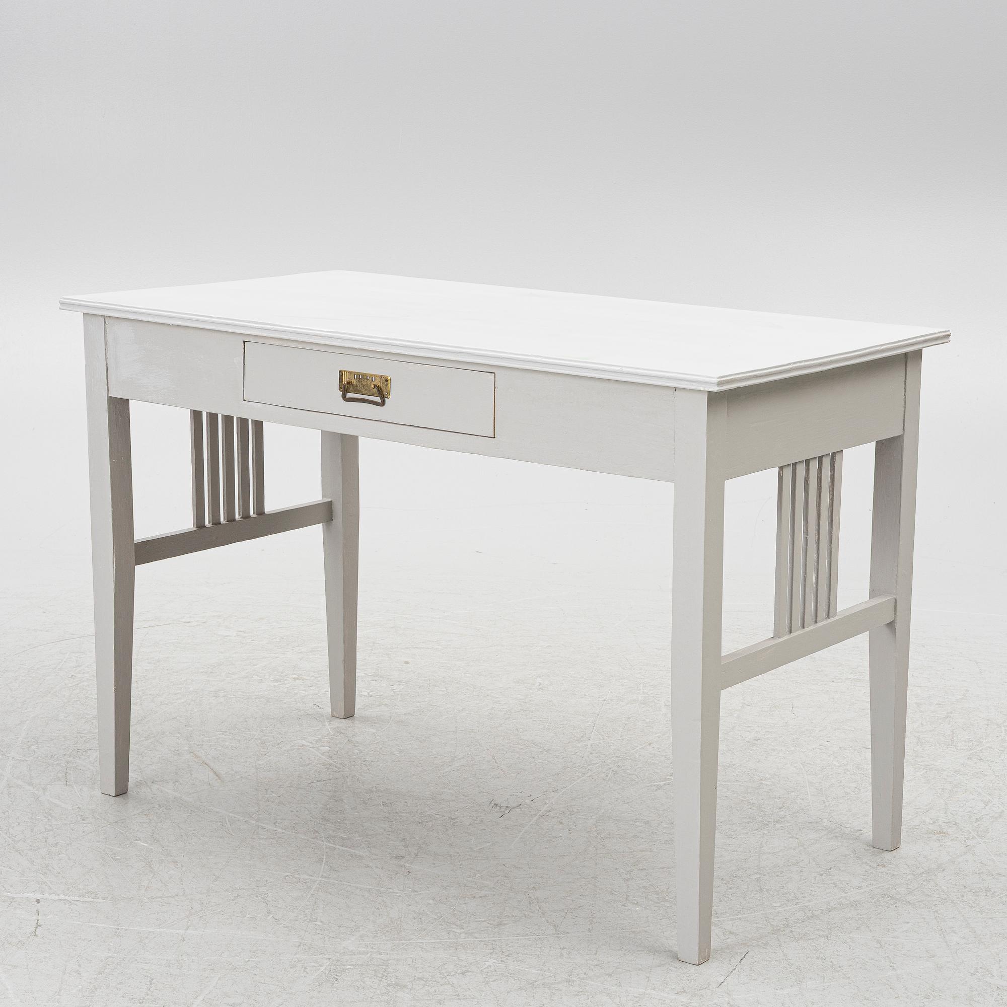 Desk, 20th century.