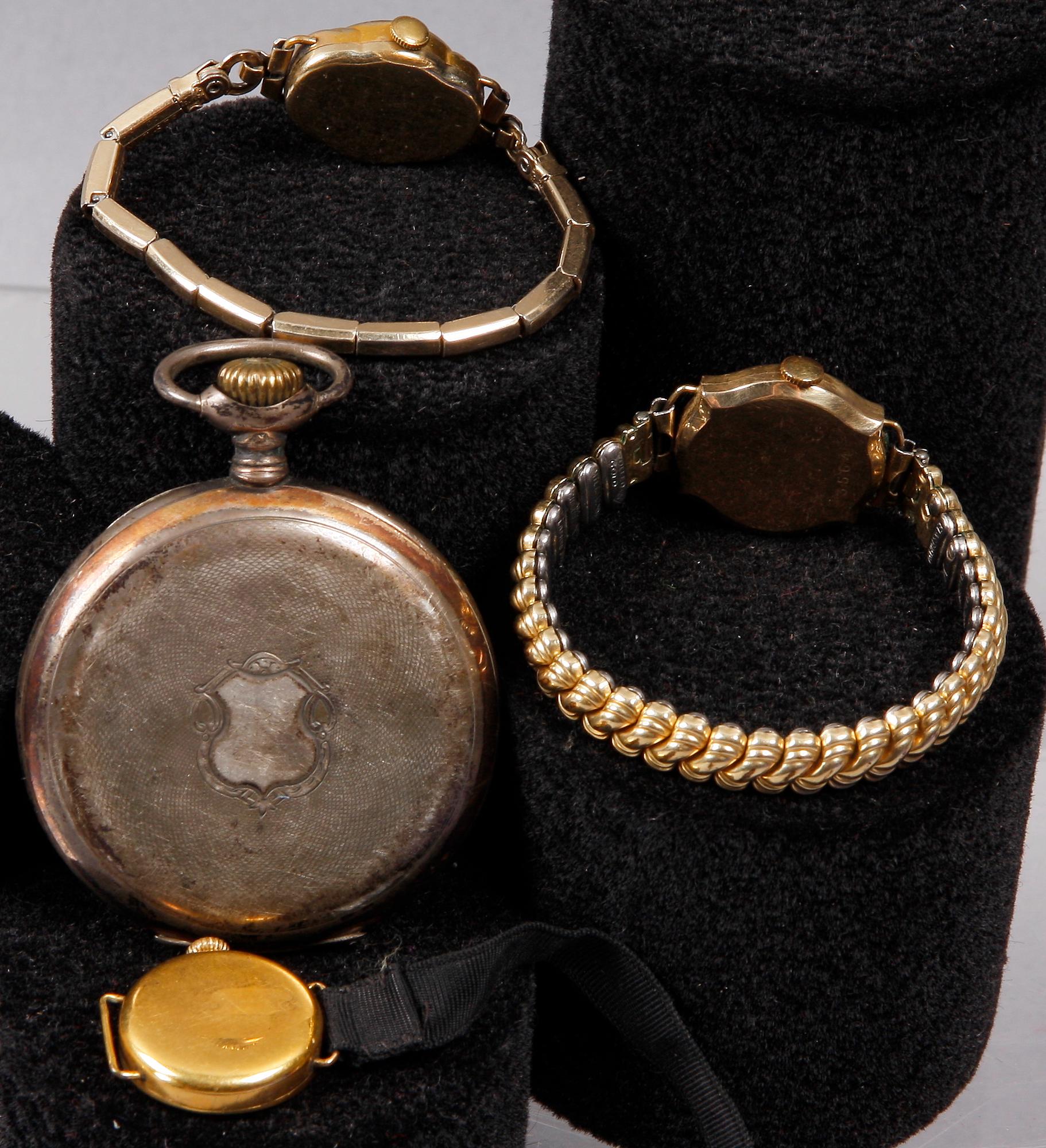 ARMBANDSUR, 3st samt FICKUR. Bl.a silver.